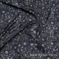 Шелк атлас стрейч (н) бело-голубой цветочный рисунок на синем меланже - итальянские ткани Тессутидея арт. 10-3755
